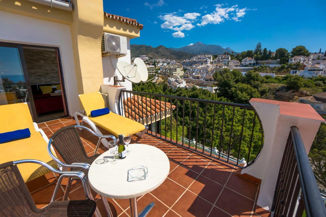 Hostal Casa Mercedes Nerja Luaran gambar