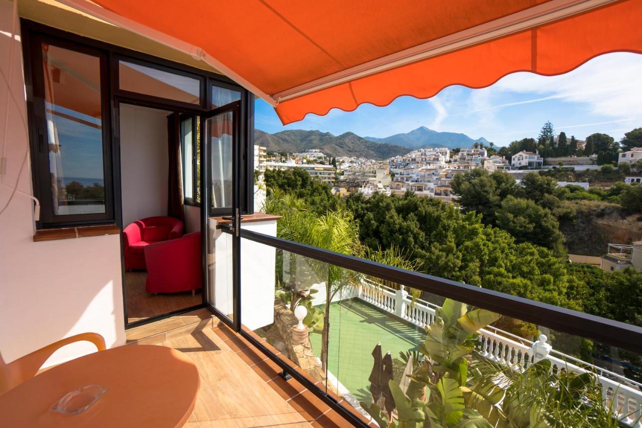 Hostal Casa Mercedes Nerja Luaran gambar